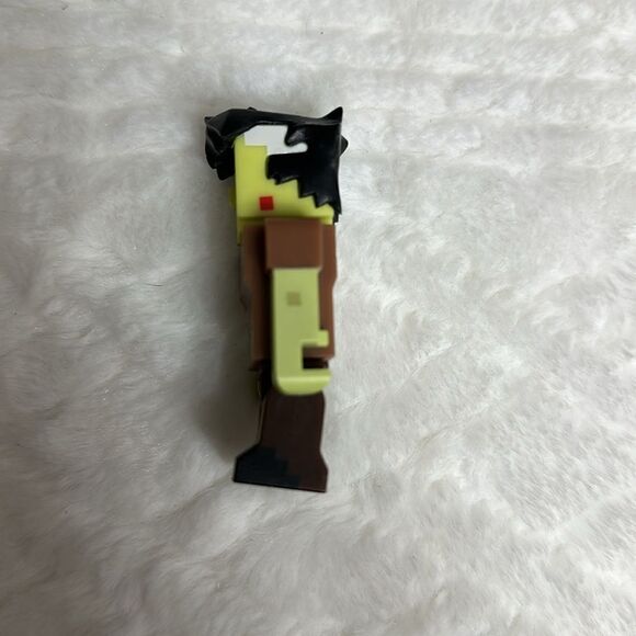 Minecraft Jazwares 2014 Terraria World Zombie Action Figure 3” Minecraft - Picture 7 of 10